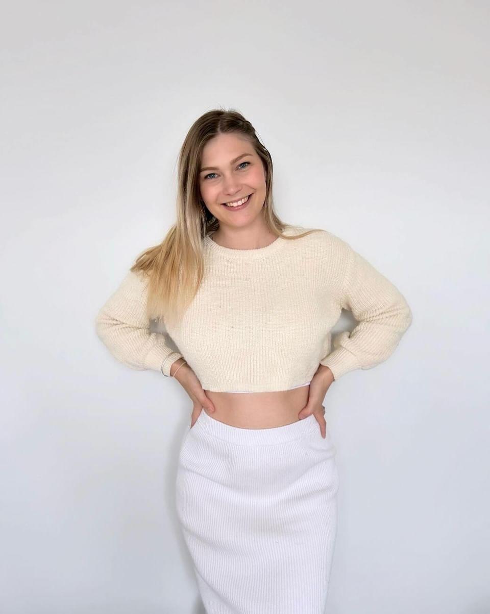 Honey Womens Crop Sweater (Oat)